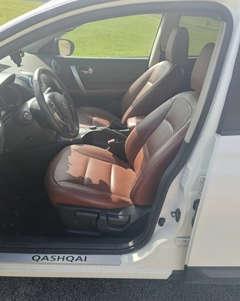 Nissan Qashqai cena 29900 przebieg: 208000, rok produkcji 2009 z Ełk małe 46